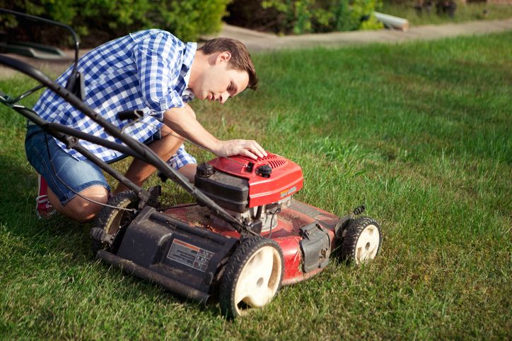 riding lawn mower safety tips